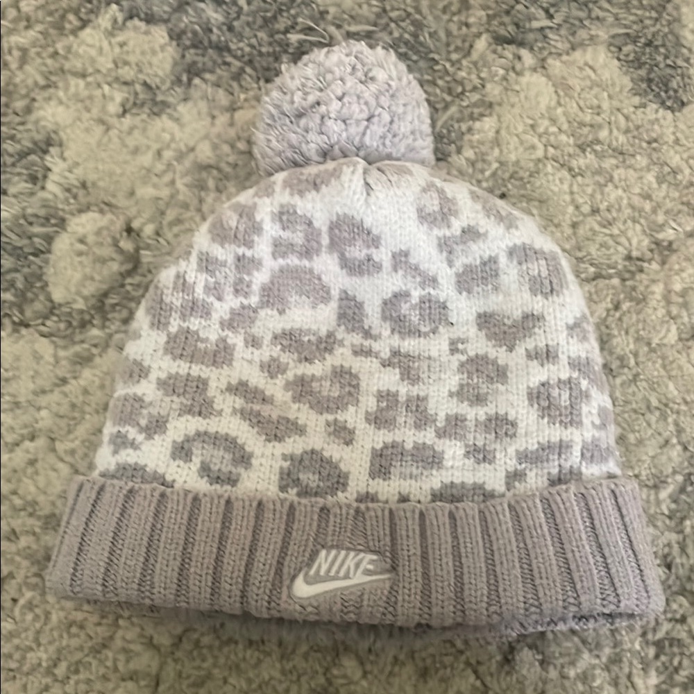 Nike Kids Gray Leopard Beanie, Sherpa lined